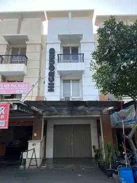 Ruko 3 Lantai Siap Pakai di Taman Cemara Kota Harapan Indah, Bekasi