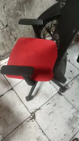 Jual kursi kantor
