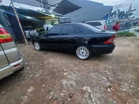 Mercedes-Benz C180 2001 Bensin