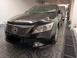 Toyota Camry 2.5 V AT Kondisi mulus dan Terawat