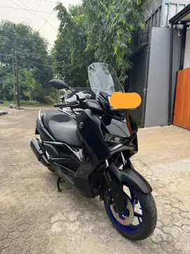 YAMAHA XMAX (2024)