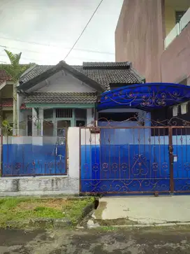 Disewakan Rumah Sektor Gading Serpong