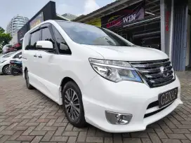 Nissan Serena 2.0 HWS AT 2017 Putih