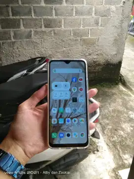 Infinix hot 11 play 4/64