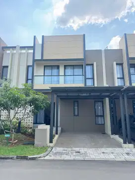 Rumah dijual rugi Lebar 8 di cluster Carson Gd SERPONG