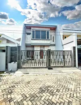 BURUAN SEBELUM SOLD Gress Rumah Darmo Permai Utara