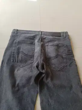 celana jeans jual aja size 34