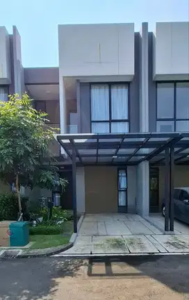 Rumah Sudah Renovasi di Cluster Magenta 6X11 di Summarecon Bekasi