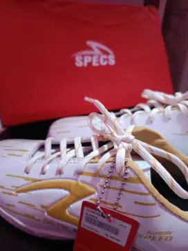 Sepatu futsal specs size 38 insole 26