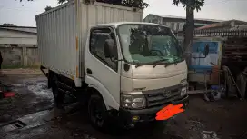 Engkel Box Toyota Dyna 110 2013