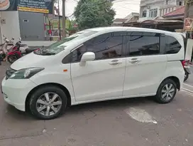 Honda Freed 2009 Bensin