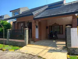 Rumah Unik Siap Huni Area Arcamanik Lingkungan Nyaman