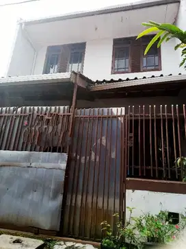 SARIJADI 2 LANTAI, DKT JALAN UTAMA, PERTAHUN, SIAPA CEPAT.