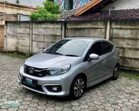 CASH HONDA Brio RS A/T 2021 - Silver Metallic