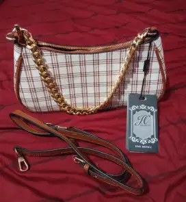 Permisi saya mau Lelang Tas merk jimshoney