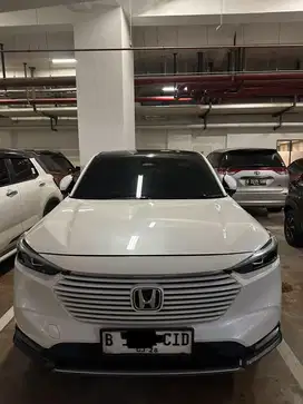 Honda HRV SE 2023 Putih Pajak Hidup Panjang