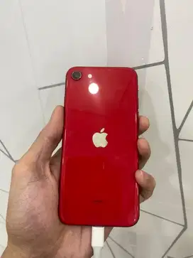 Iphone SE 2020 128 GB merah