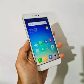 Xiaomi Redmi Masih Bagus Mulus Normal Semua Tidak Ada Minus