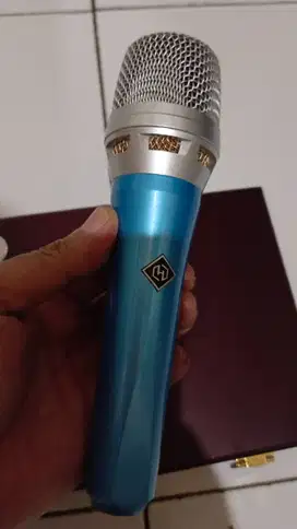 Mic Hardwell Supernova warna Biru