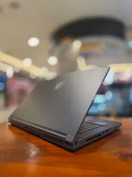 MSI THIN B12UCX i7-12650H 16/512GB RTX 2050