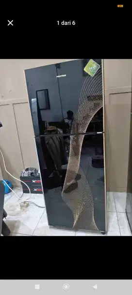 Kulkas polytron jumbo frezer