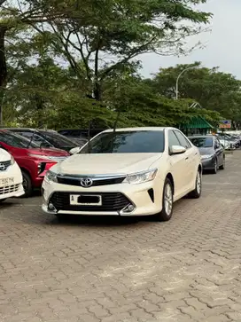 (Cash) Camry V at 2018 putih dp 5jt murah kredit km rendah bagus 2.5
