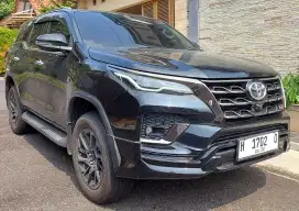 Fortuner GR 4x2 AT tahun 2023