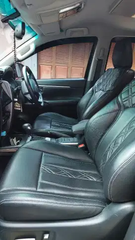 Fortuner GR 2.8 AT 4x2 tahun 2023