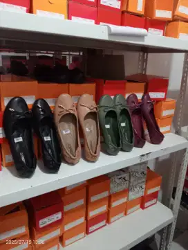 OBRAL HABISKAN STOCK SENDAL SEPATU BELLASIMO (Tik tok) SERBA 25rb