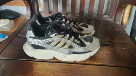 Sepatu adidas adiplus ori sneackers, running