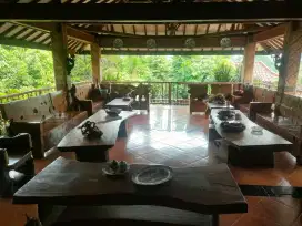 Meja dan kursi jati super