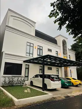 RUMAH BARU MEWAH ADA POOL DI ALAM SUTERA