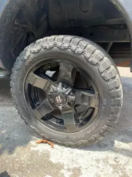 Velg Ballistic R20 Ban Hankook 33x12.5