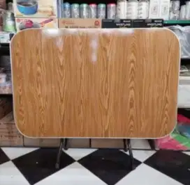 Meja Makan Lipat