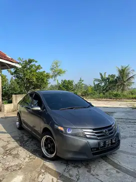 Honda City E AT 2011