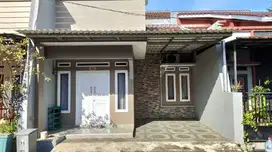 Take over 120jt Rumah di Tanah Baru Beji Depok