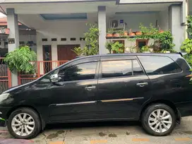 Toyota Kijang Innova 2006 Bensin