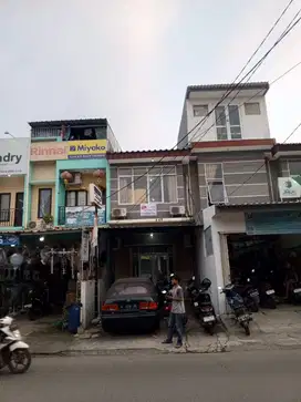 DIJUAL! RUKO 2 LANTAI LOKASI STRATEGIS