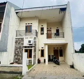 RUMAH STRATEGIS PERUM BATU AMPAR RESIDENCE KRAMAT JATI JAKARTA TIMUR