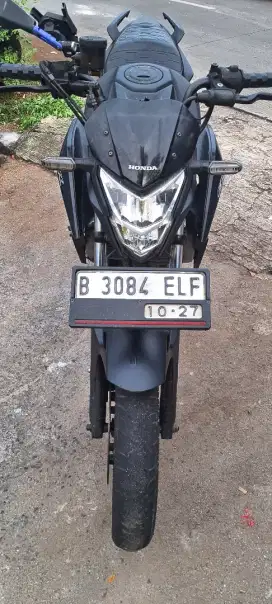 cb 150 r facelift 2017 hitam dop mesin bagus body ori
