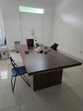 Meja Meeting Kayu ukuran besar INFORMA