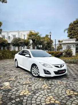 Mazda 6 tahun 2011 automatic putih metalik yang sangat terawat Mewahhh
