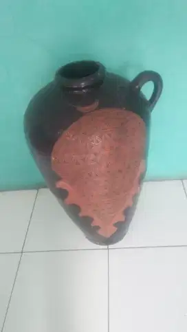 Guci pajangan tempat payung