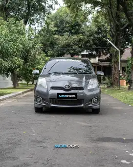 CASH TERMURAH YARIS E MT 2012 ABU-ABU MANUAL MOBCARS