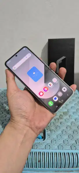 Samsung Z Flip 6 Sein Mulus Fullset