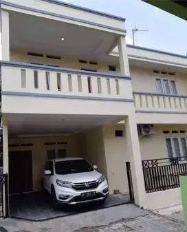 Dikontrakkan rumah belakang kelurahan maguwo 5jt/bulan