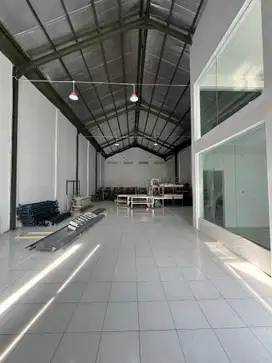 Dijual Gudang Super Strategis di Gading Serpong