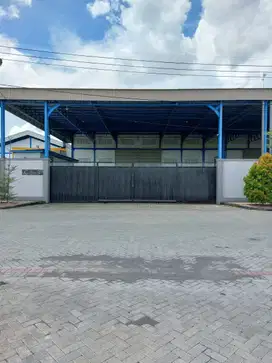 Sewa Gudang  Loading Dock  di Sentral Mutiara Margomulyo Permai