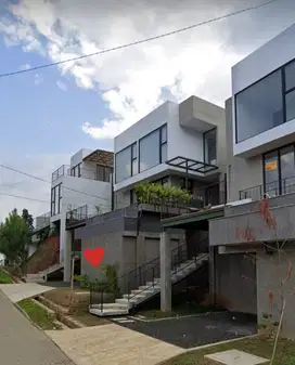 Rumah Mewah private Pool Full Furnish Di Kawasan Sejuk Dago Bandung