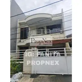 Super murahDisewakan rumah bgs di Puri Indah,JakBar LT 177m2 LB 240m2